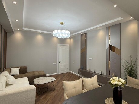 3 otaqlı mənzil, 113 m², Azadlıq Prospekti: 355 000 ₼ 2