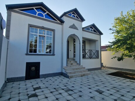 4 otaqlı həyət evi/bağ evi - Zabrat q. - 128 m²