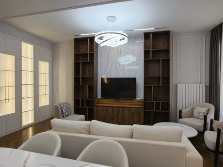 3 otaqlı yeni tikili - Ağ şəhər q. - 145 m²
