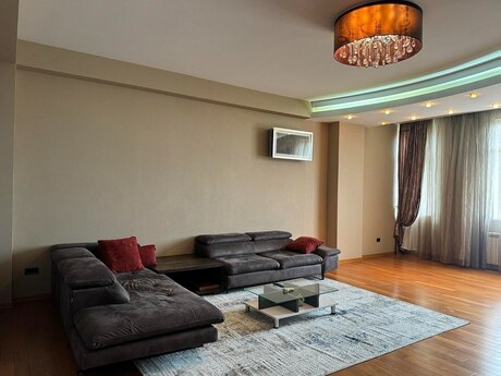 4 otaqlı mənzil, 180 m², Şah İsmayıl Xətai: 495 000 ₼ 4
