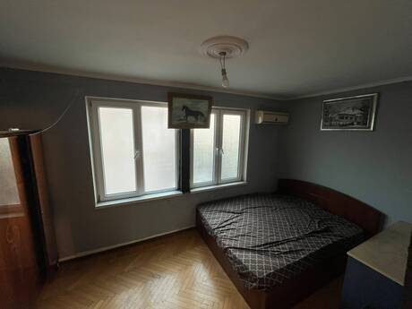 2 otaqlı köhnə tikili - Elmlər Akademiyası m. - 60 m²
