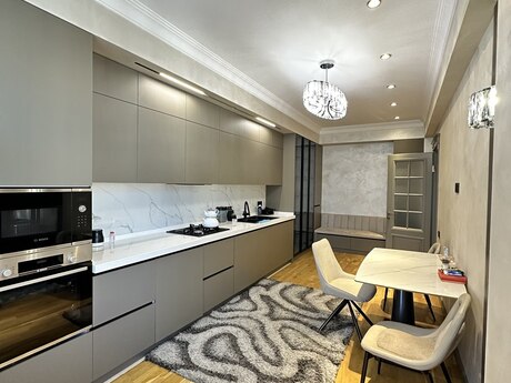 3 otaqlı mənzil, 135 m², Nərimanov: 450 000 ₼ 4