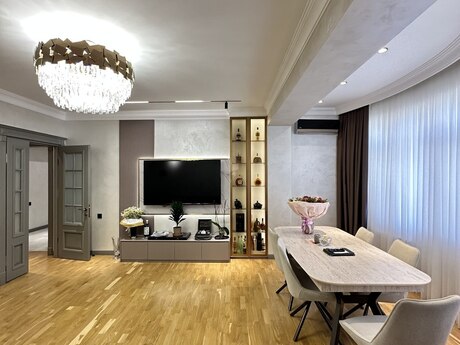 3 otaqlı mənzil, 135 m², Nərimanov: 450 000 ₼ 2
