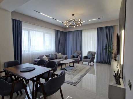 3 otaq · 180 m² · 10/20 mərtəbə, Ağ şəhər