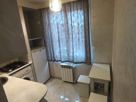 Объявление №6261295 - Баку, м. Иншаатчылар, 2-комн., 45 м², 5/5 этаж