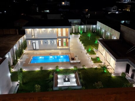 5 otaqlı həyət evi/bağ evi - Görədil q. - 400 m²