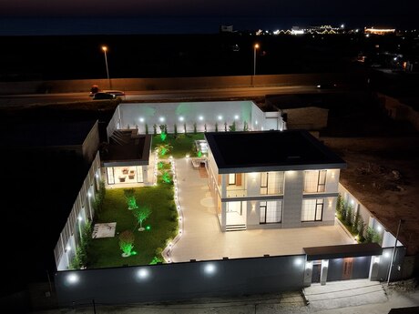 5 otaqlı həyət evi/bağ evi - Görədil q. - 400 m²