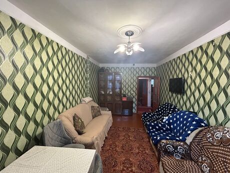3 otaqlı köhnə tikili - Azadlıq Prospekti m. - 65 m²