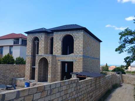 5 otaqlı həyət evi/bağ evi - Novxanı q. - 170 m²