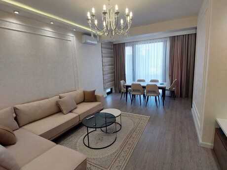 Elan №6261656 - Bakı, Gənclik m., 3 otaqlı, 139 m², 10/18 mərtəbə