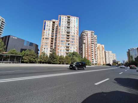 Объявление №6261725 - Баку, м. Ичеришехер, 3-комн., 165 м², 5/16 этаж