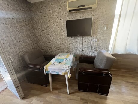 Kirayə 2 otaqlı mənzil, 40 m², Qara Qarayev: 500 ₼/ay 2