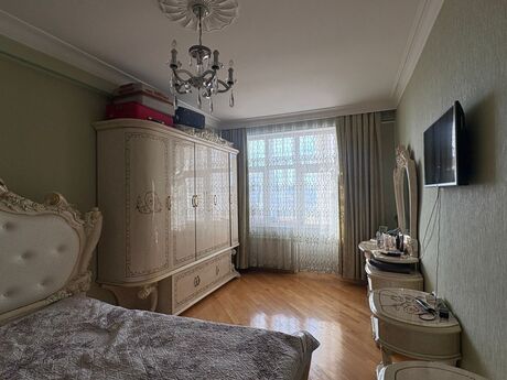 3 otaqlı yeni tikili - Badamdar q. - 130 m²