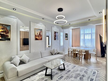 Elan №6259923 - Bakı, Şah İsmayıl Xətai m., 2 otaqlı, 67 m², 16/18 mərtəbə