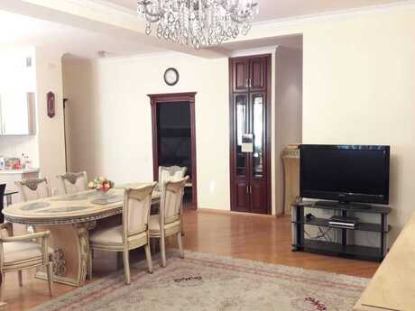 3-комнатная квартира, 120 м², Nizami: 372 000 ₼ 5