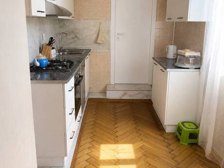 3-комн. вторичка - м. Ичеришехер - 130 м²