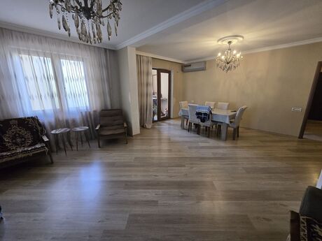5 otaqlı köhnə tikili - İnşaatçılar m. - 130 m²