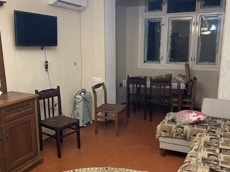 Elan №6262204 - Bakı, Elmlər Akademiyası m., 2 otaqlı, 50 m², 2/5 mərtəbə