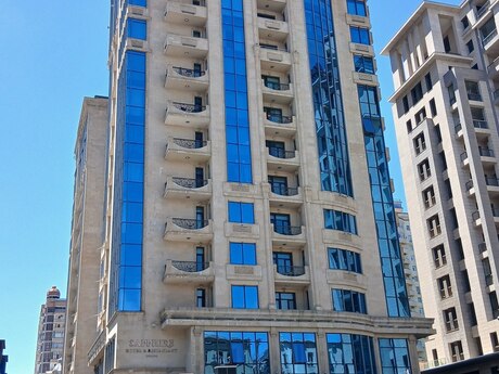 3 rooms · 171 m² · floor 8/16, Sahil