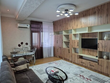 Объявление №6262263 - Баку, м. Элмляр Академиясы, 2-комн., 80 м², 8/24 этаж