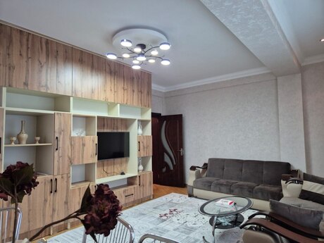 2-room apartment, 80 m², Elmlər Akademiyası: 239 000 ₼ 3