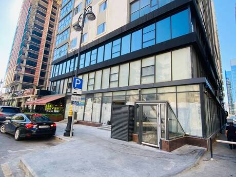 Elan №6140375 - Bakı, Şah İsmayıl Xətai m., 3 otaqlı, 200 m²