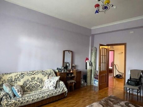 Объявление №6262442 - Баку, пос. 8-й мкр, 3-комн., 130 м², 7/10 этаж