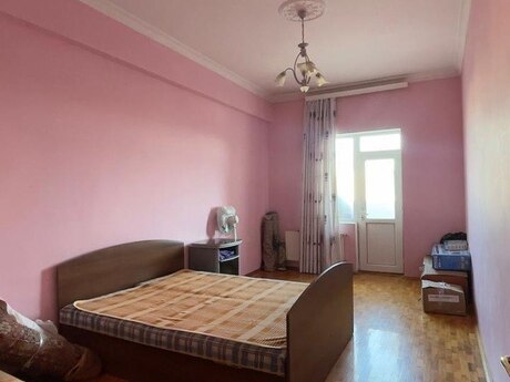 3-комнатная квартира, 130 м², 8-ci mikrorayon: 290 000 ₼ 3