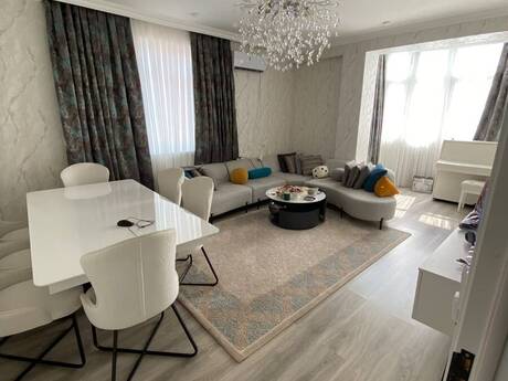 3 otaqlı yeni tikili - İnşaatçılar m. - 136 m²