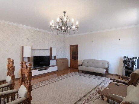Elan №6262484 - Bakı, Elmlər Akademiyası m., 4 otaqlı, 220 m², 15/19 mərtəbə