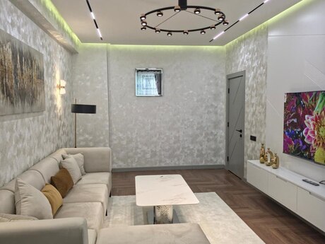 Elan №6262571 - Bakı, Nərimanov r., 4 otaqlı, 141 m², 3/18 mərtəbə