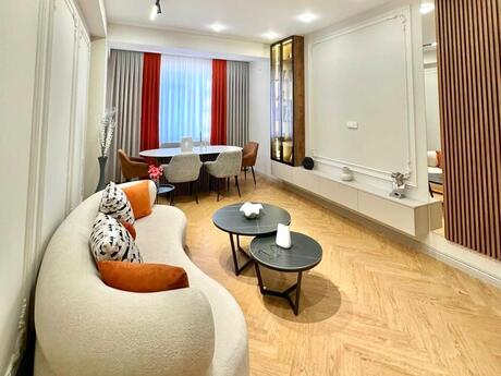 Elan №6262978 - Bakı, Nəriman Nərimanov m., 2 otaqlı, 80 m², 7/13 mərtəbə