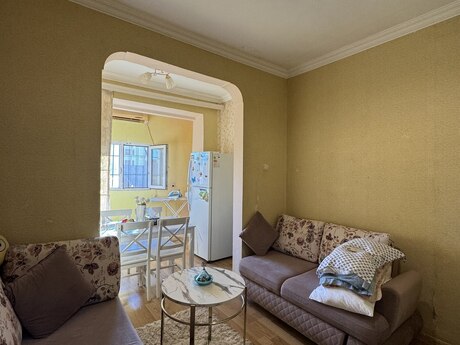 Elan №6262873 - Bakı, Xətai r., 2 otaqlı, 40 m², 1/9 mərtəbə