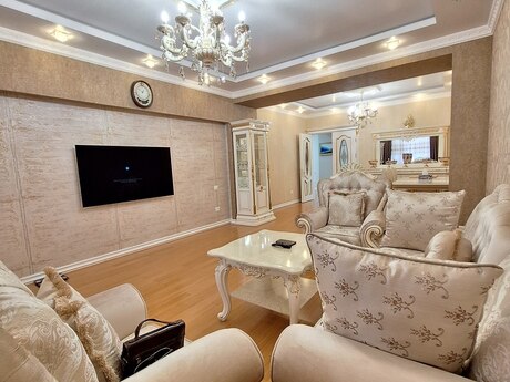 Объявление №6262938 - Баку, Насиминский  р., 3-комн., 156 м², 4/17 этаж