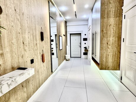3-комн. новостройка - м. Нариман Нариманов - 118 м²