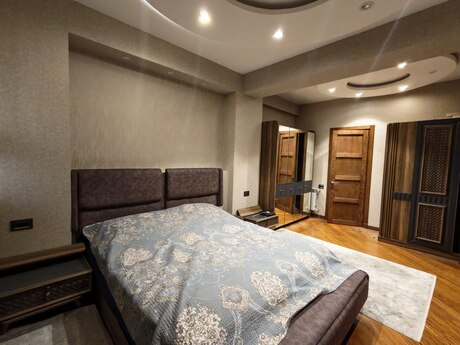 4 otaqlı mənzil, 185 m², Nərimanov: 510 000 ₼ 5