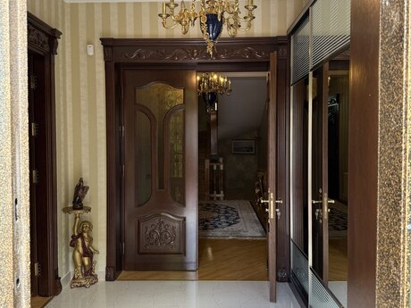 8 otaqlı həyət evi, 800 m², 8-ci kilometr: 1 800 000 ₼ 5
