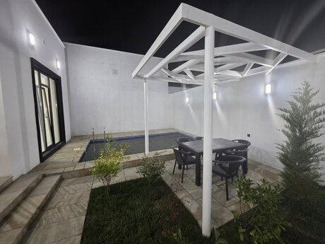 4 otaqlı həyət evi, 130 m², Şüvəlan: 195 000 ₼ 2