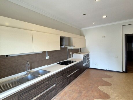 5 otaqlı mənzil, 200 m², Nəsimi: 710 000 ₼ 3