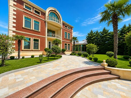 8 otaqlı həyət evi/bağ evi - Xətai r. - 1000 m²