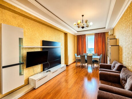 Elan №6256921 - Bakı, Əhmədli m., 2 otaqlı, 76 m², 14/16 mərtəbə