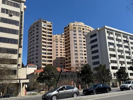 Elan №6263654 - Bakı, İnşaatçılar m., 3 otaqlı, 55 m², 4/5 mərtəbə