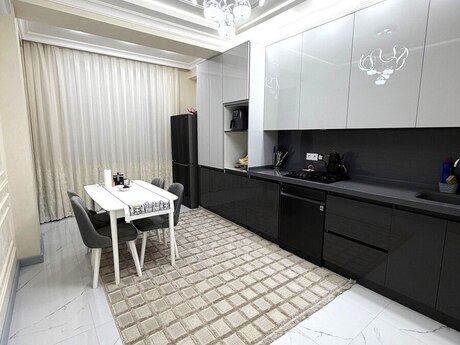 3-room apartment, 107 m², Nəriman Nərimanov: 390 000 ₼ 5