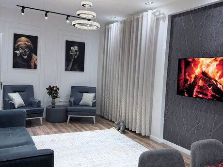3-room apartment for rent, 97 m², 28 May: 1 300 ₼/mo 2