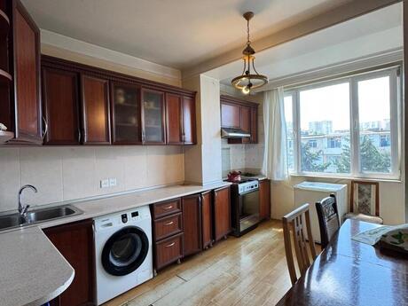 4 otaqlı mənzil, 115 m², Memar Əcəmi: 205 000 ₼ 2