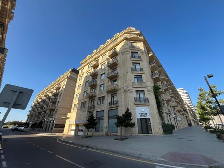4 rooms · 160 m² · floor 3/7, Ağ şəhər