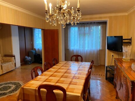 Elan №6264119 - Bakı, Nizami m., 3 otaqlı, 60 m², 2/5 mərtəbə