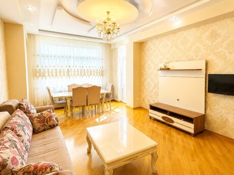 Объявление №6264163 - Баку, м. 20 января, 3-комн., 135 м², 15/18 этаж