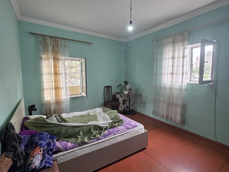 4 otaqlı mənzil, 83 m², Nizami: 210 000 ₼ 3