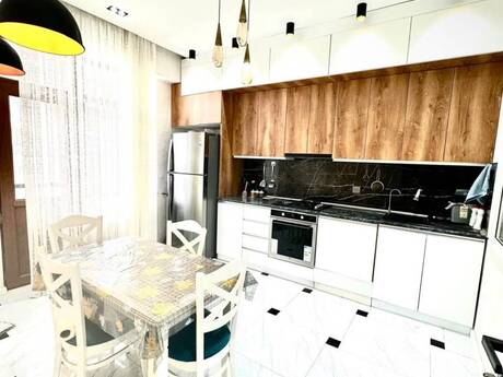 Kirayə 3 otaqlı mənzil, 100 m², Neftçilər: 900 ₼/ay 2